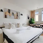 Pick A Flat\'S Apartments In Daumesnil - Avenue Du General Bizot