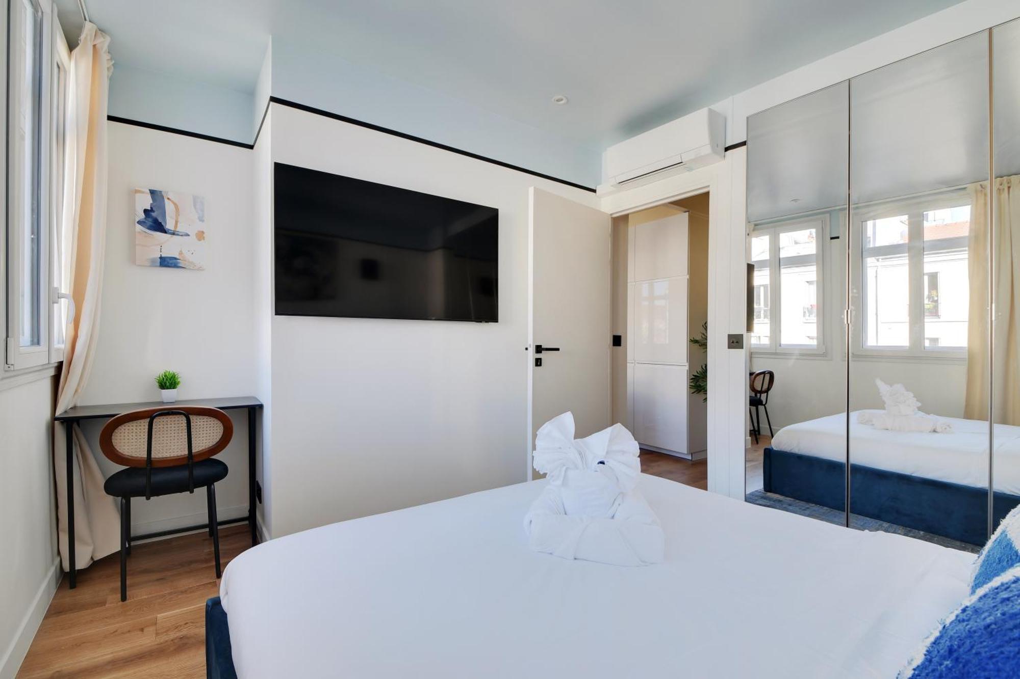 Pick A Flat's In Daumesnil - Avenue Du General Bizot Apartment Paris