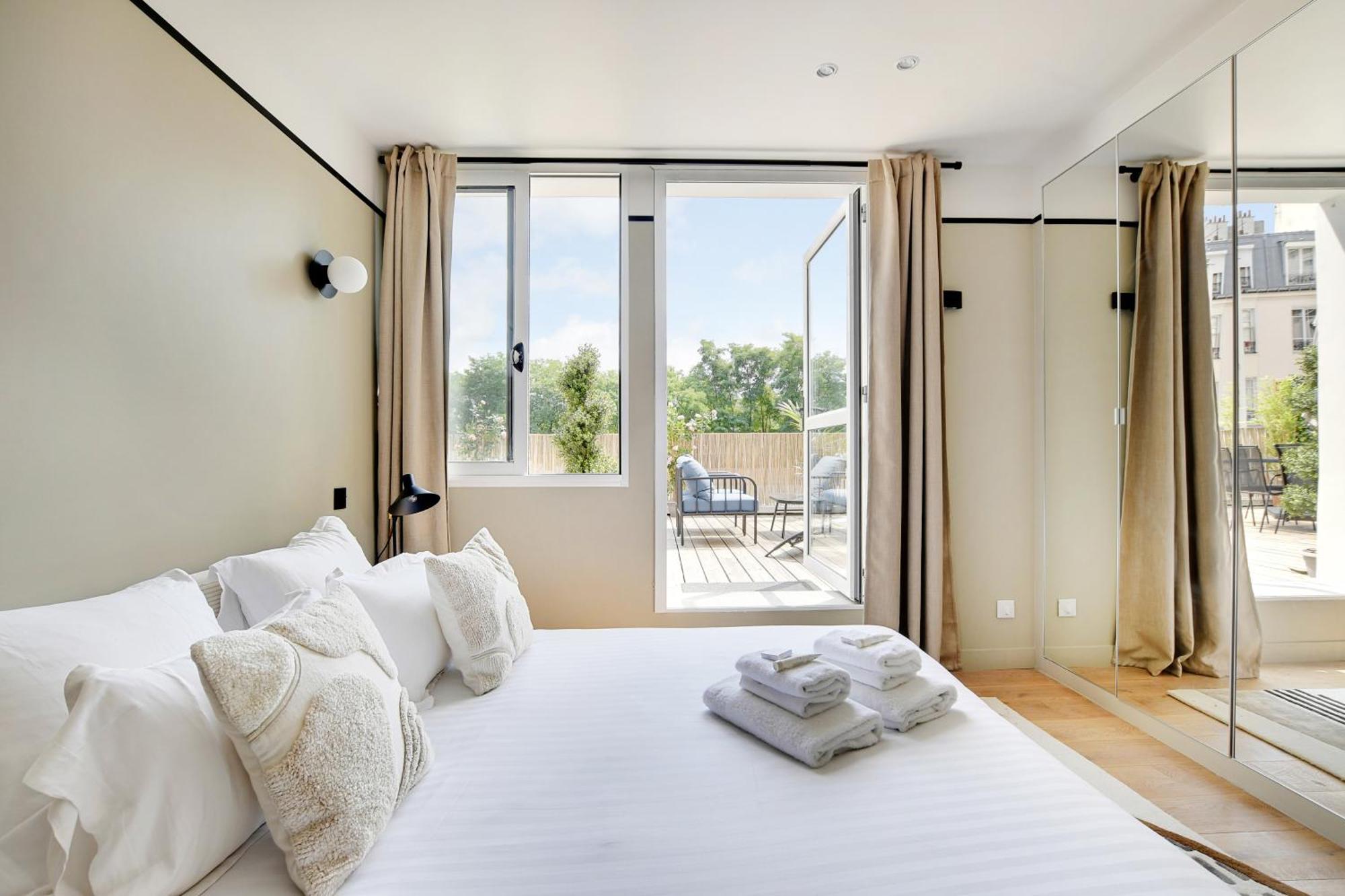 Pick A Flat's In Daumesnil - Avenue Du General Bizot Apartment Paris