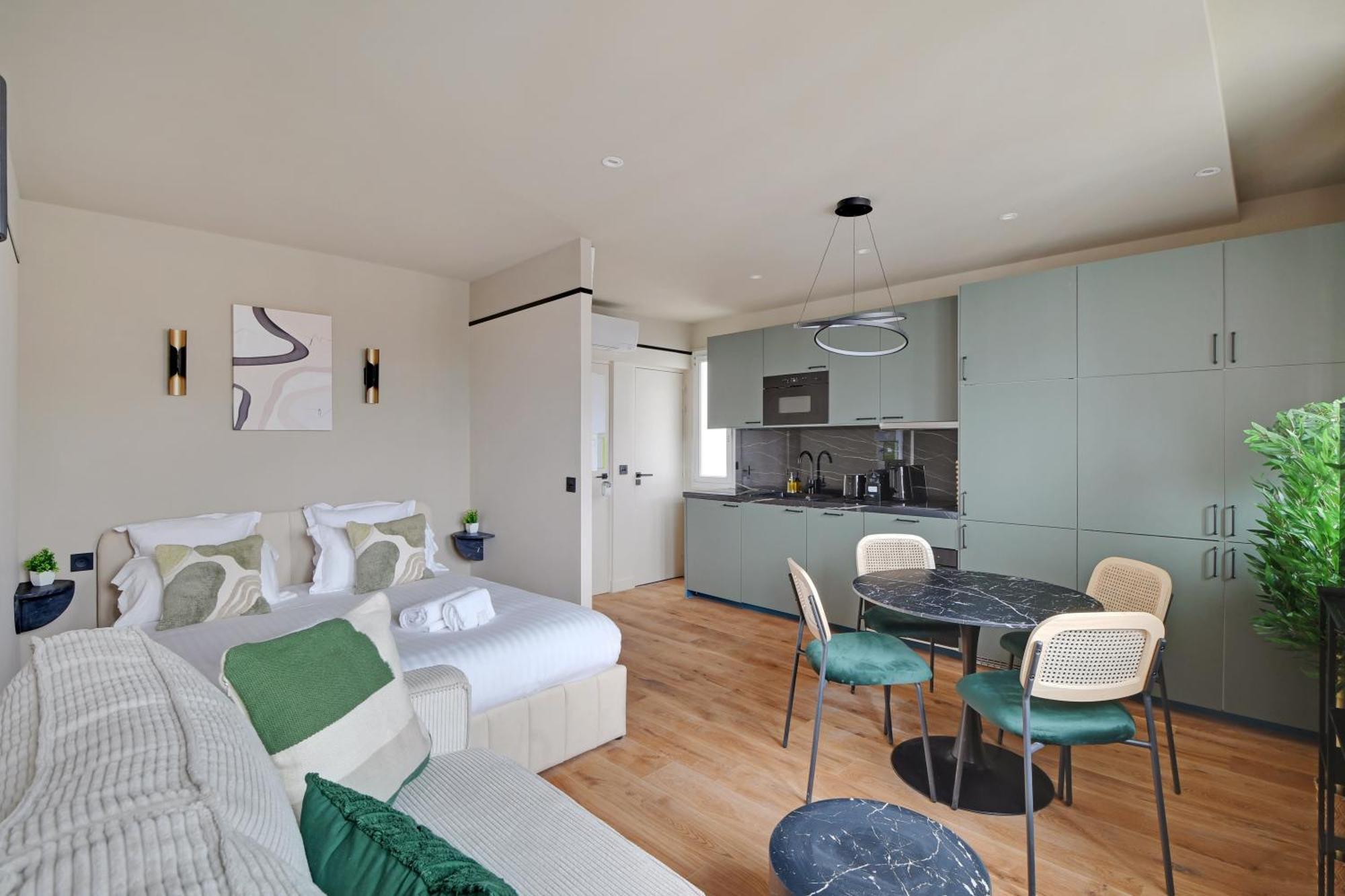 Pick A Flat's In Daumesnil - Avenue Du General Bizot Apartment *